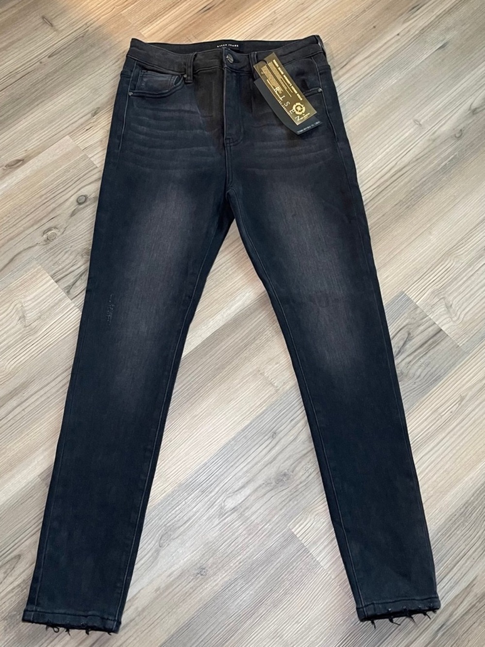 NWT RISEN JEANS tummy control high rise straight in black